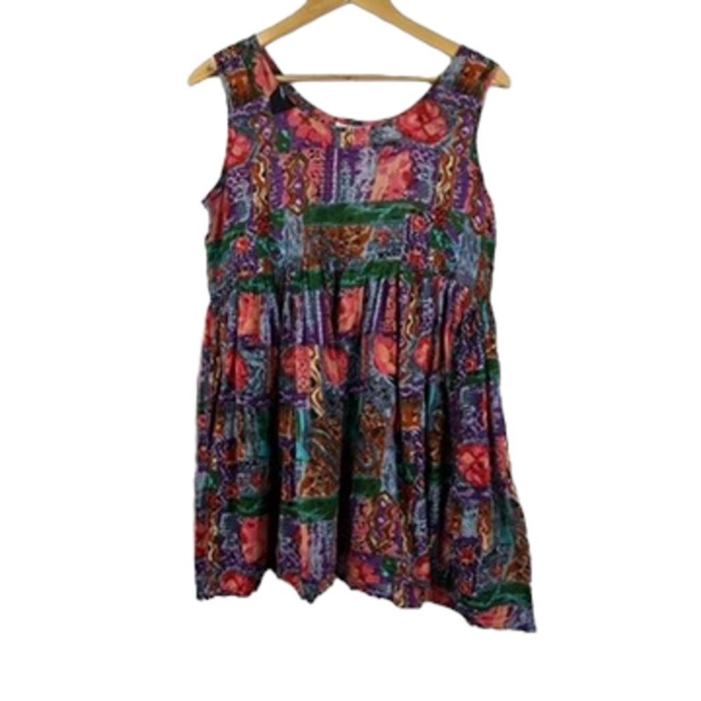 Urban Oasis Multicolor Tank Top Size Medium Floral Purple Vintage Babydoll Art